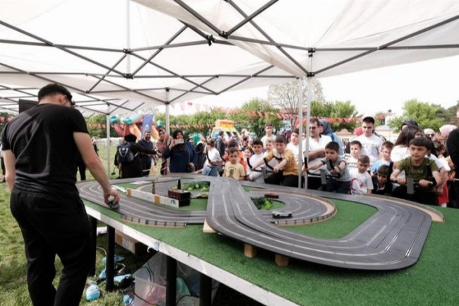 Bursa İnegöl'de dolu dolu 23 Nisan