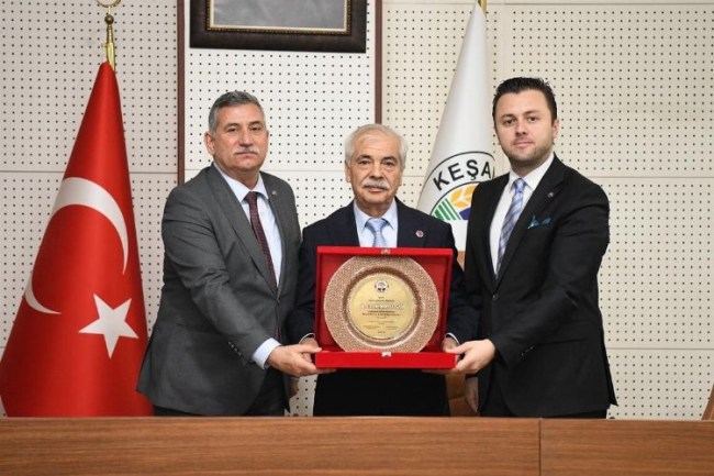 Keşan Ticaret ve Sanayi Odası'ndan Mehmet Özcan'a ziyaret