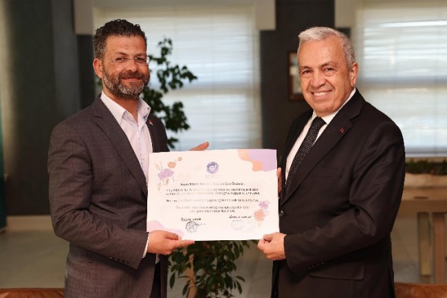 CHP ilçe yönetiminden Başkan Özdemir'e ziyaret