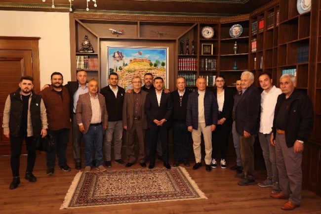 Başkan Arı'ya ziyaretler