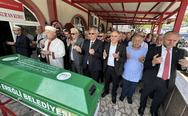 Anne Kulaksız son yolculuğuna uğurlandı