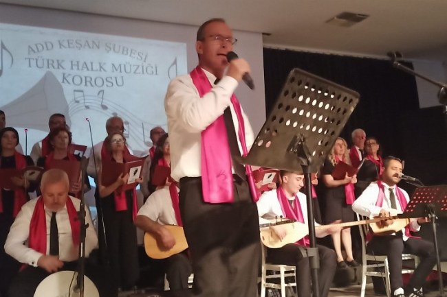 ADD Keşan Şubesi THM Korosu konseri türküseveler ile buluştu