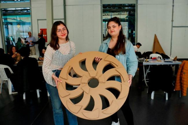 SEKA Kağıt Müzesinde "Kâğıttan Tasarımlar" sergisi