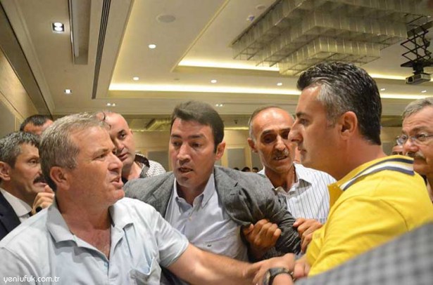 SON DAKİKA.. AKP'LİLER BİRBİRİNE GİRDİ