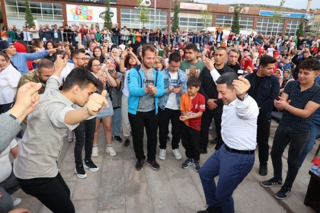 Nevşehir Belediyesi'nden muhteşem 19 Mayıs konseri