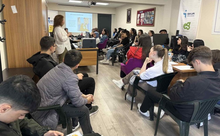 İşkur Kampüs’te İş Kulübü eğitimi