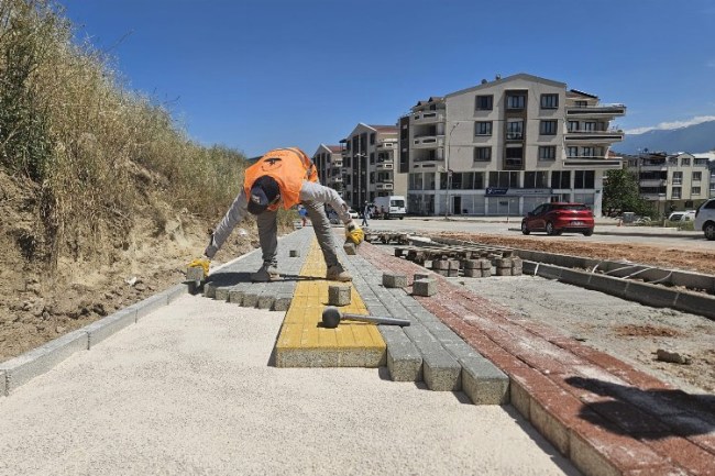 Demirtaş'a yeni kaldırım ve bisiklet yolları