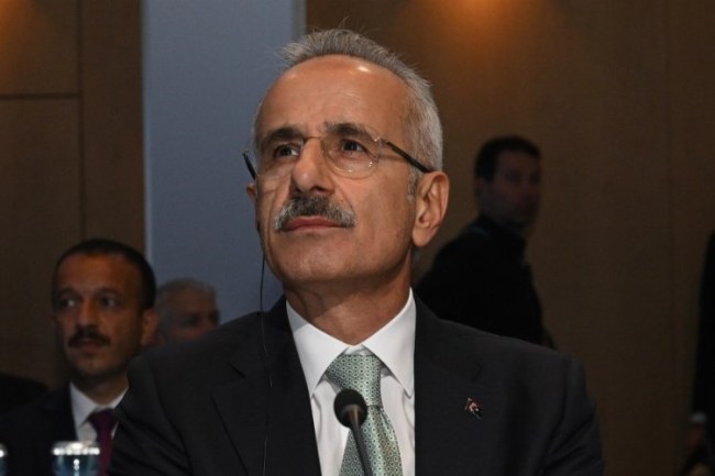 Türkiye Ukrayna'nın yeniden inşası için masada