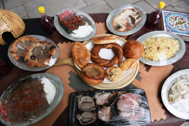 Bursa'nın lezzetleri Tophane Meydanı'nda tanıtıldı