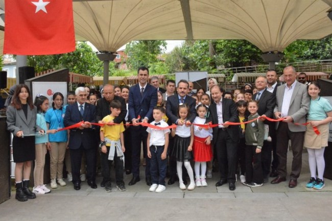 Şile'de Genç Yazarlar, Genç Kalemler Fuarı açıldı