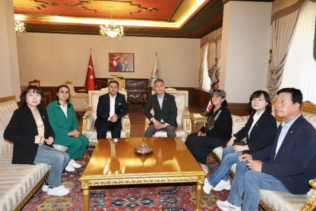 Güney Koreli konuklar Nevşehir'de