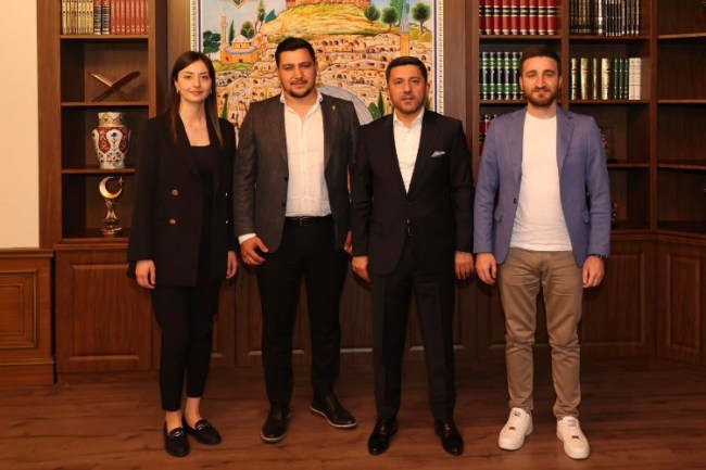 Başkan Arı'ya ‘Hayırlı Olsun' ziyaretleri sürüyor