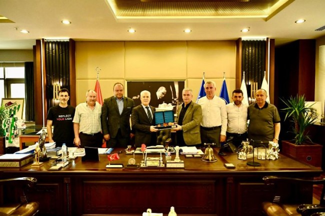 Bursa Bilecikliler Derneği'nden Başkan Bozbey'e ziyaret