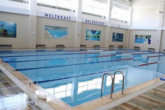 Melikgazi'de yüzme bilmeyen kalmayacak