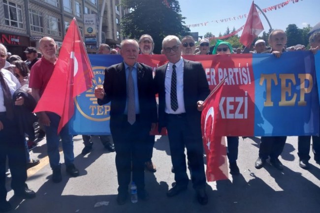 TEP'ten, Büyük Emekliler Mitingi'nde hükümete çağrı