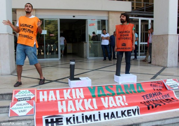 VALİLİK ÖNÜNDE EYLEM!..