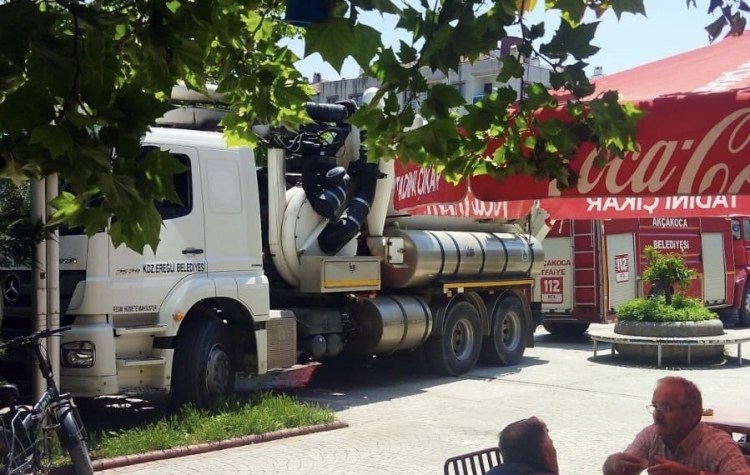 Kdz.Ereğli Belediyesinden Akçakoca Belediyesine destek