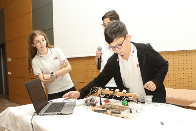 Tüpraş ve MEB'den robotik kodlama yarışması