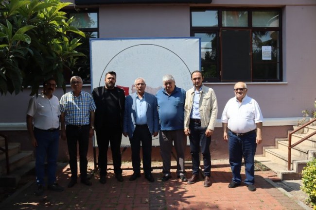 İzmit'te Azerbaycan'ın Bağımsızlık Günü'nü kutlandı