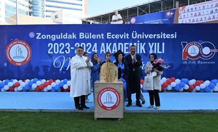 ZBEÜ’de mezuniyet heyecanı başladı