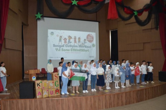 Büyükşehir Karasu SGM'de çocuklardan muhteşem kapanış