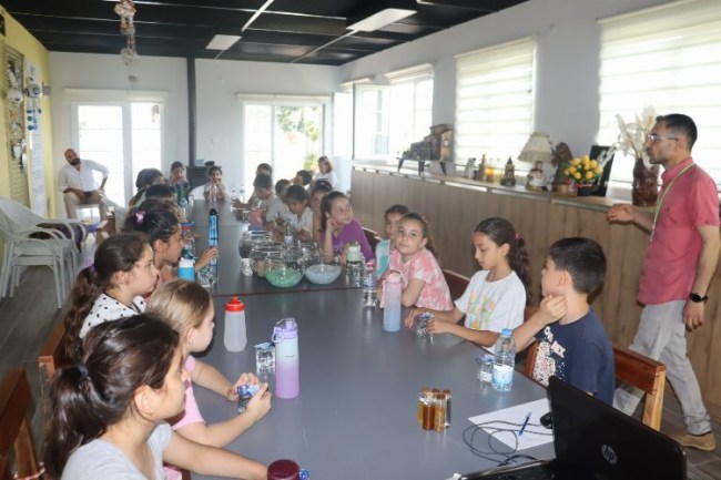 İzmit Belediyesinden Çevre Haftası'nda çocuklarla anlamlı etkinlik