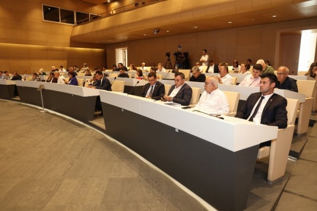 Nilüfer'de sokak hayvanlarının sorunlarına ‘komisyon' eli