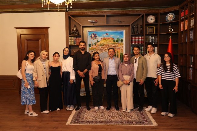 Başkan Arı'ya "Hayırlı Olsun" ziyaretleri