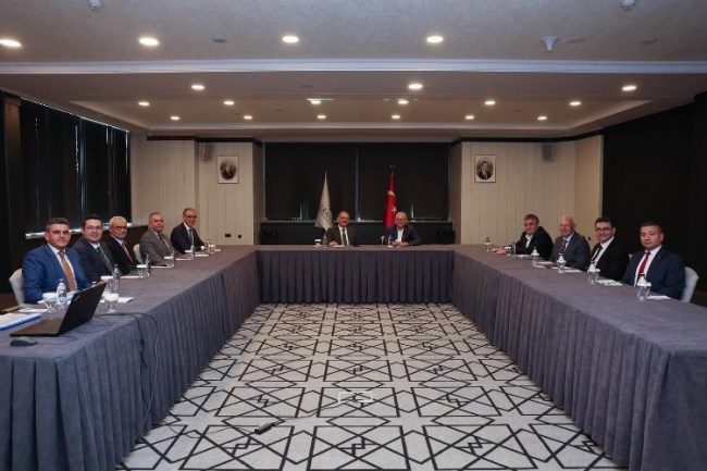 Başkan Büyükkılıç'tan Bakan Özhaseki'ye ziyaret