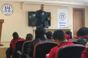 Hatay Dörtyolda Başarıda Arkadaş Seçimi konferansları