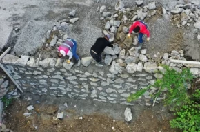 Orduda heyelan riskine karşı taş duvar önlemi