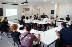 Bursada yuva kuran gençlere Yıldırım destek