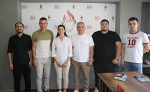 Sesliden Zafer Partisine ziyaret