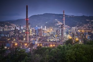 Erdemirden altın hamle