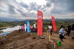 Karamürselde yanan bölge 3 bin fidanla yeşerecek