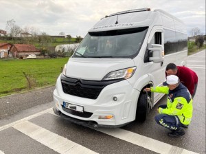 İl Genelinde Kış Lastiği Denetimleri Başladı