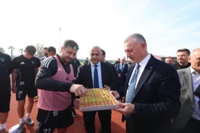 Kocaelispora Başkan Büyükakından moral veren ziyaret