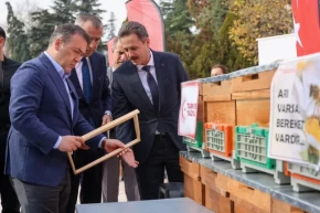 Bilecikte arıcılara bin yeni kovan dağıtıldı