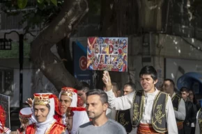 Mersin de ‘Biz de Varız yürüyüşü
