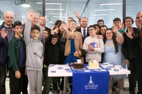 İzmirde sevgiyle engeller aşıldı