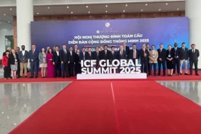 Başkan Bozbey akıllı şehir yolculuğunu dünyaya tanıttı