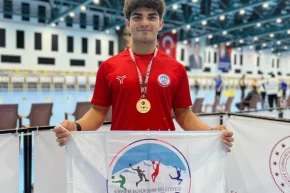 Kayseri Büyükşehir sporcusu Kutay Tek in şampiyonluk gururu