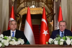 Cumhurbaşkanı Erdoğan: Macaristanla ticaret hedefimizi 10 milyar dolara çıkarıyoruz