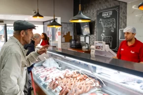 Antalyalıların tercihi ‘Halk Et 6 yaşında