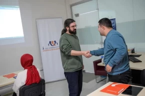 İzmirde 53 engelli çalışma hayatına katıldı