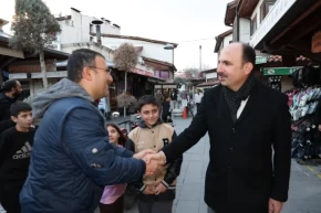 Başkan Altay, Konyaya gelen misafirler ve esnafla buluştu