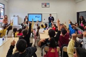 İzmir Metrosundan öğrencilere metro ve tramvay eğitimi