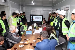 KOÜlü öğrenciler Büyükşehirin projesini inceledi