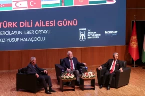 Ankarada Dünya Türk Dili Ailesi Günü paneli
