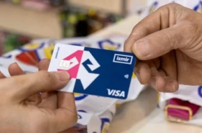 İzmir Büyükşehir öğrencinin yanında